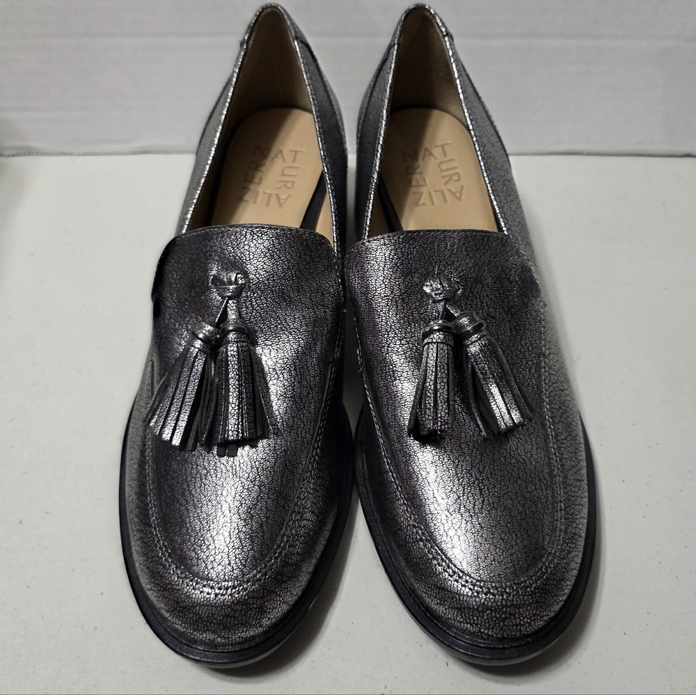 Naturalizer Palmer Metallic Tassle Loafers 6.5